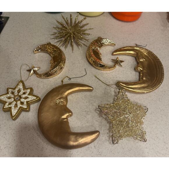 Set of 7 gold ornaments Moons and Stars - Picture 1 of 11